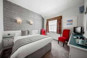 Standard Double Room room in Cliffs Hotel