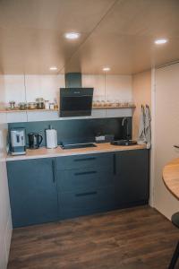 PullanHouse Līksma - small and cosy lakeside holiday house