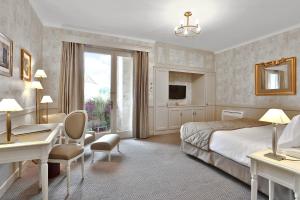 Hotels Chateau des Vigiers : photos des chambres