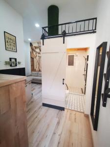 Gallery Home with AC