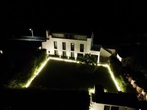 Nature & Sea - Casa Vinhateira East Duplex