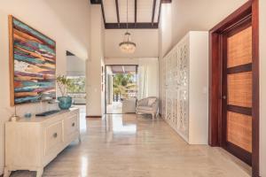 Oustanding El Portillo 2BR Apt