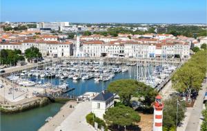 Maisons de vacances Nice home in La Rochelle with WiFi and 2 Bedrooms : photos des chambres