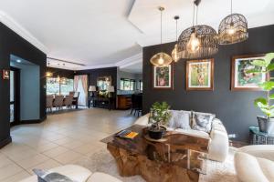 9 The Pin – Zimbali 6 Bedroom
