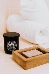 Omaroo Homestead Escape amongst Rolling Hills