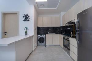 Restful apartment with private terrace by the pool