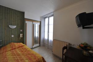 Hotels Hotel de la Grotte : photos des chambres