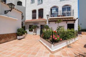 3 Puerto Banus luxurious apartment in the heart of the port