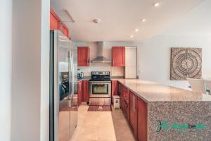 Ocean View 1 BR Apartment at Punta Palmera DB7