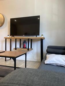 Appartements T4 Gambetta Parking-Clim 5-10’’GARE/Plage WIFI : Appartement