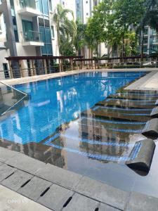 MRMCONDOTEL cluster 1 2H - Hotel 3 stelle a Manila