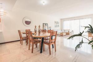 Beautiful 2 BR apartment at Portillo