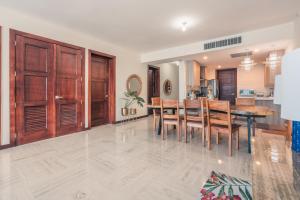 Beautiful 2 BR apartment at Portillo