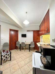 Ecco Apartments III