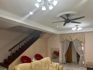 D’Lestari Homestay