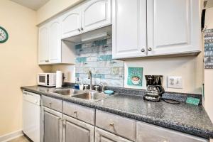 Coastal Condo with Pool Access - Steps to Beach