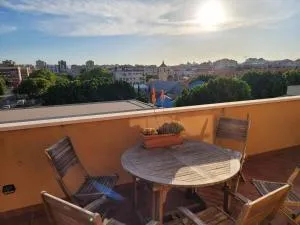 Ático dúplex zona Juan de Borbón - El Castellar