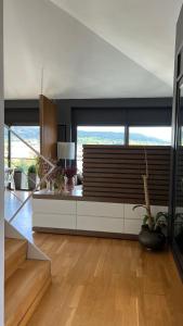 Ático de diseño con terraza en el centro de Olot