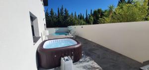 Villas Villa Neuve Exceptionnelle avec piscine et SPA : photos des chambres