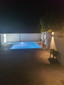 Villas Villa Neuve Exceptionnelle avec piscine et SPA : photos des chambres