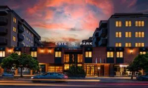 -- ESTE PARK HOTEL -- part of Urban Chic Luxury Design Hotels - Parking & Compliments - next to Shopping & Dining Mall Plovdiv - Ustina