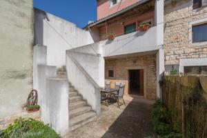 Holiday house with WiFi Rovinjsko Selo, Rovinj - 3431 