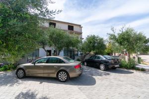 Apartments by the sea Tkon, Pasman - 16275