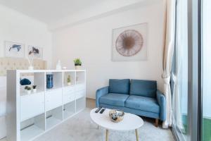 Classic Studio With Dubai Marina View