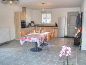 Gîte Confortable avec Jardin Privatif à Proximité des Châteaux de la Loire et Zoo de Beauval - FR-1-381-512