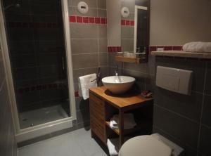 Hotels l'Hotellerie Kouros : photos des chambres