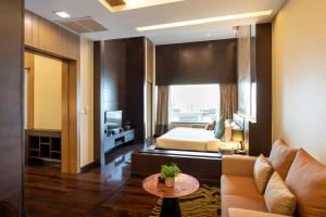 Suite Với Bồn Tắm Spa (Suite with Spa Bath)
