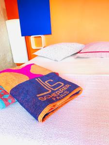 Maisons de vacances L'annexe St Armand - A 2 pas de la l'Eyre - : photos des chambres