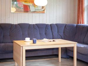 6 person holiday home in GROEMITZ