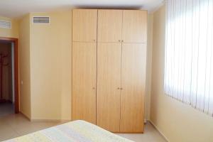 Precioso apartamento con piscina y jardín propio