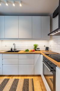 Komfortowy apartament z parkingiem