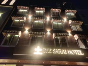 The Sarai, Hotel