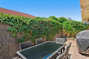 West Beach Family Beauty - 2 Bed Unit