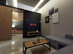 Attic Home Melaka Imperio Residence & Jonker