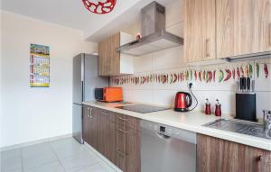 Amazing Home In Mielno With Wifi