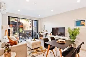 Jewel on Jubilee - New 1 Bed Apt with Parking - Pennington