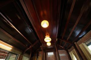 Chalet 2 Phòng Ngủ (Two-Bedroom Chalet)