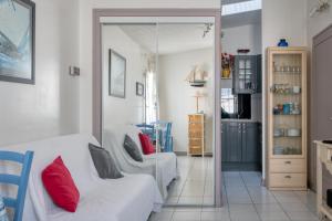 Studio Cyclade, proche du port de Saint Martin