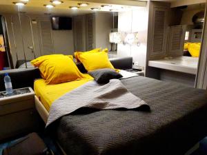 Bateaux-hotels Loc de cabines sur Yacht : photos des chambres