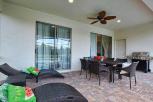 Windsor Westside 5 Bedroom Vacation Home 1820