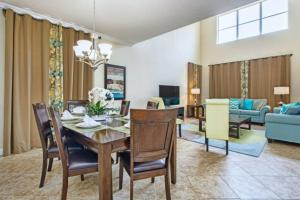 Paradise Palms 5 Bedroom Vacation Home 8954