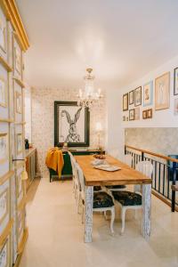 Acogedor adosado con piscina