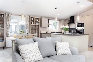 Lakeside Lodge, Green Hill Farm Holiday Village