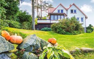 Stunning Home In Mragowo