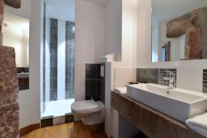 Domaine La Cour Des Nobles - Demeure, Maison et Appartements au coeur de Riquewihr : photos des chambres
