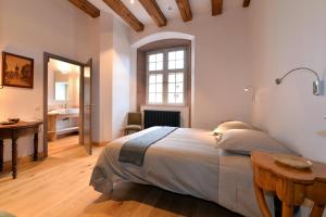 Domaine La Cour Des Nobles - Demeure, Maison et Appartements au coeur de Riquewihr : photos des chambres
